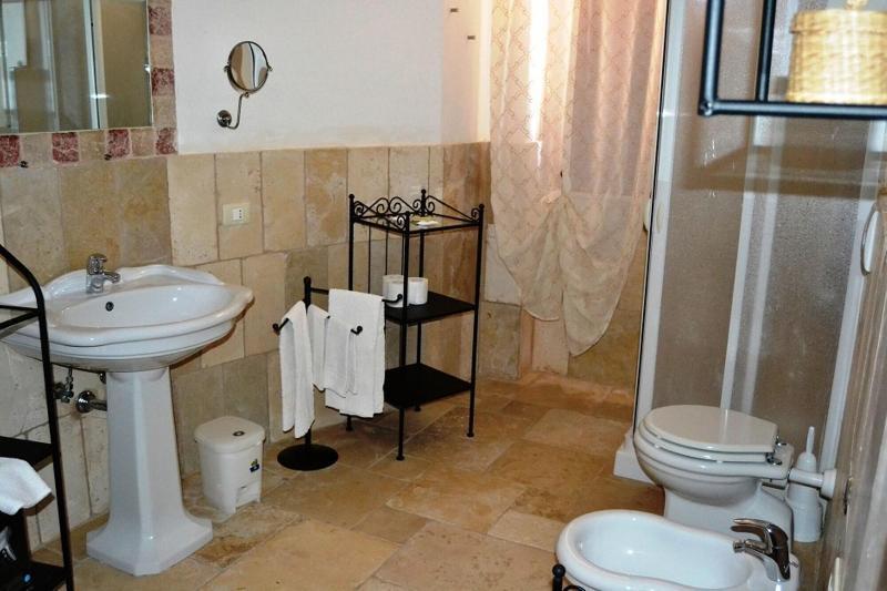 La Vigna Vecchia Guest House Фазано Екстериор снимка
